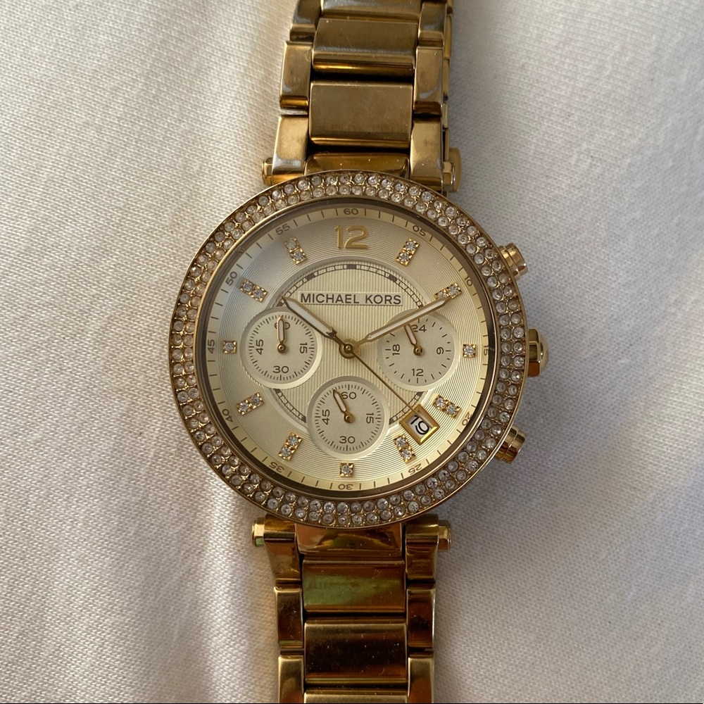 MICHAEL KORS | Gold Watch in NEW condition.